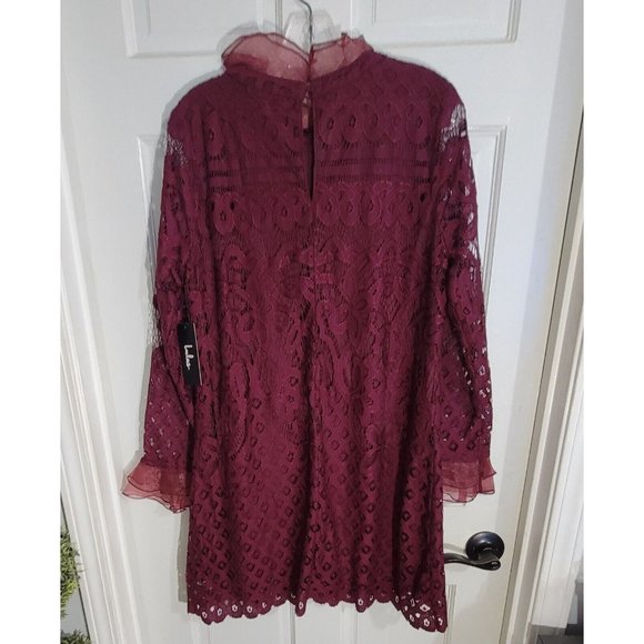 Lulu's Women's Burgundy Lace Long Sleeve Dress Lined Keyhole Back Size Large NWT - Picture 7 of 12